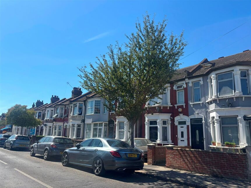 House Richmond Road in Greater London