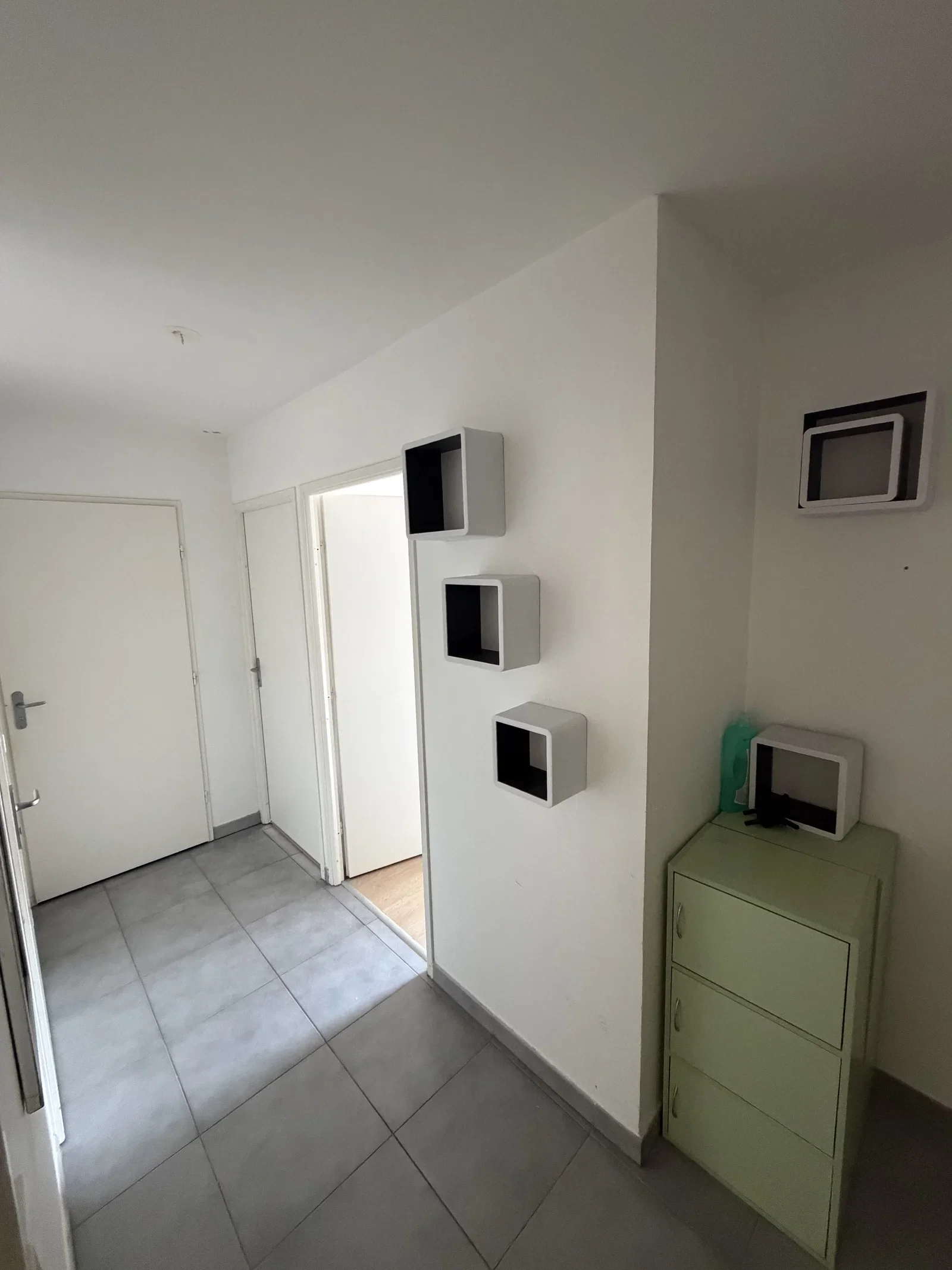 Room Rue Boby Lapointe in Saint-Genis-Pouilly