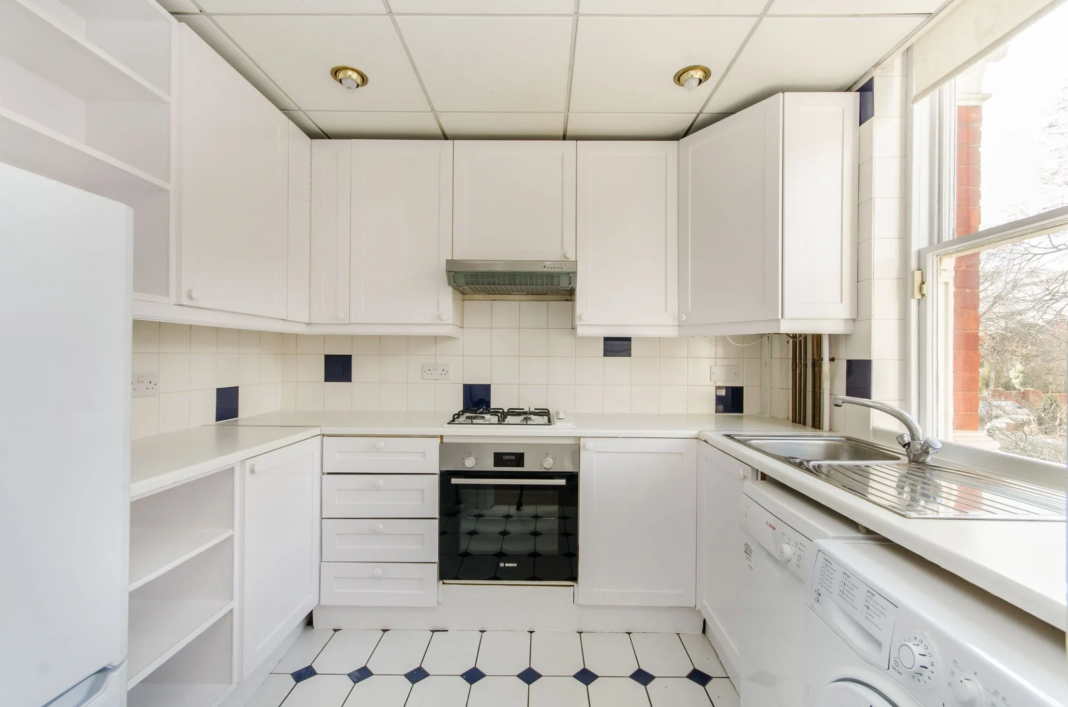 Flat Duke's Avenue in Greater London