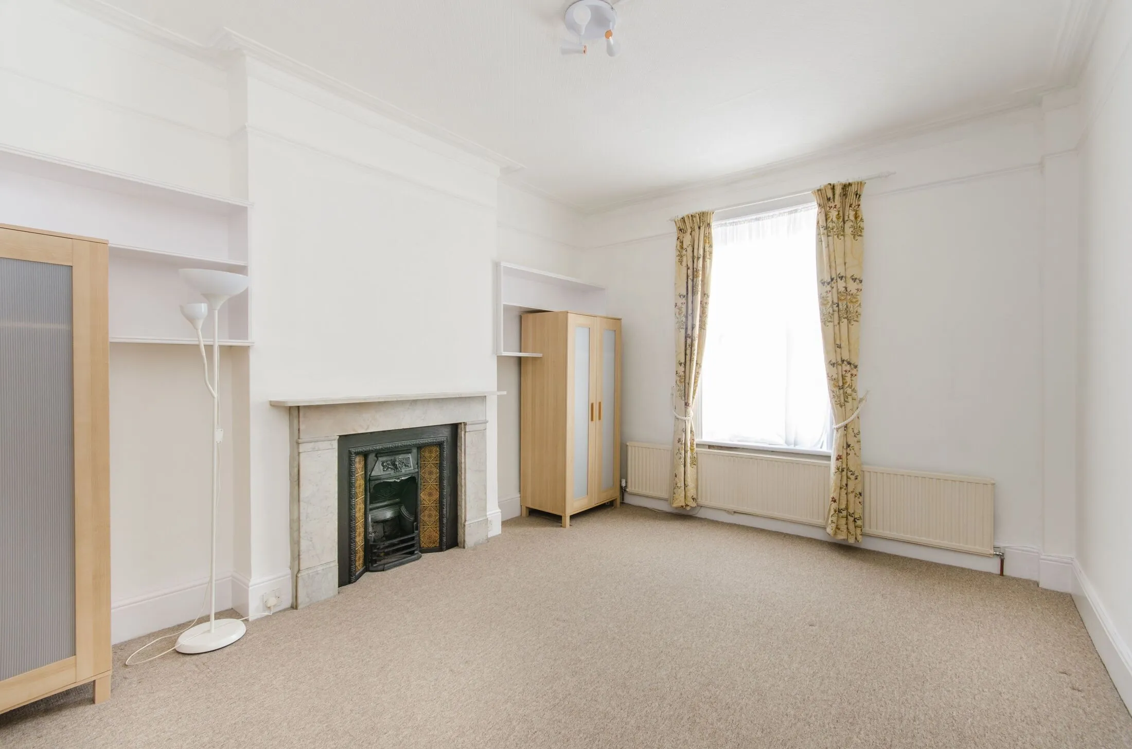 Flat Duke's Avenue in Greater London