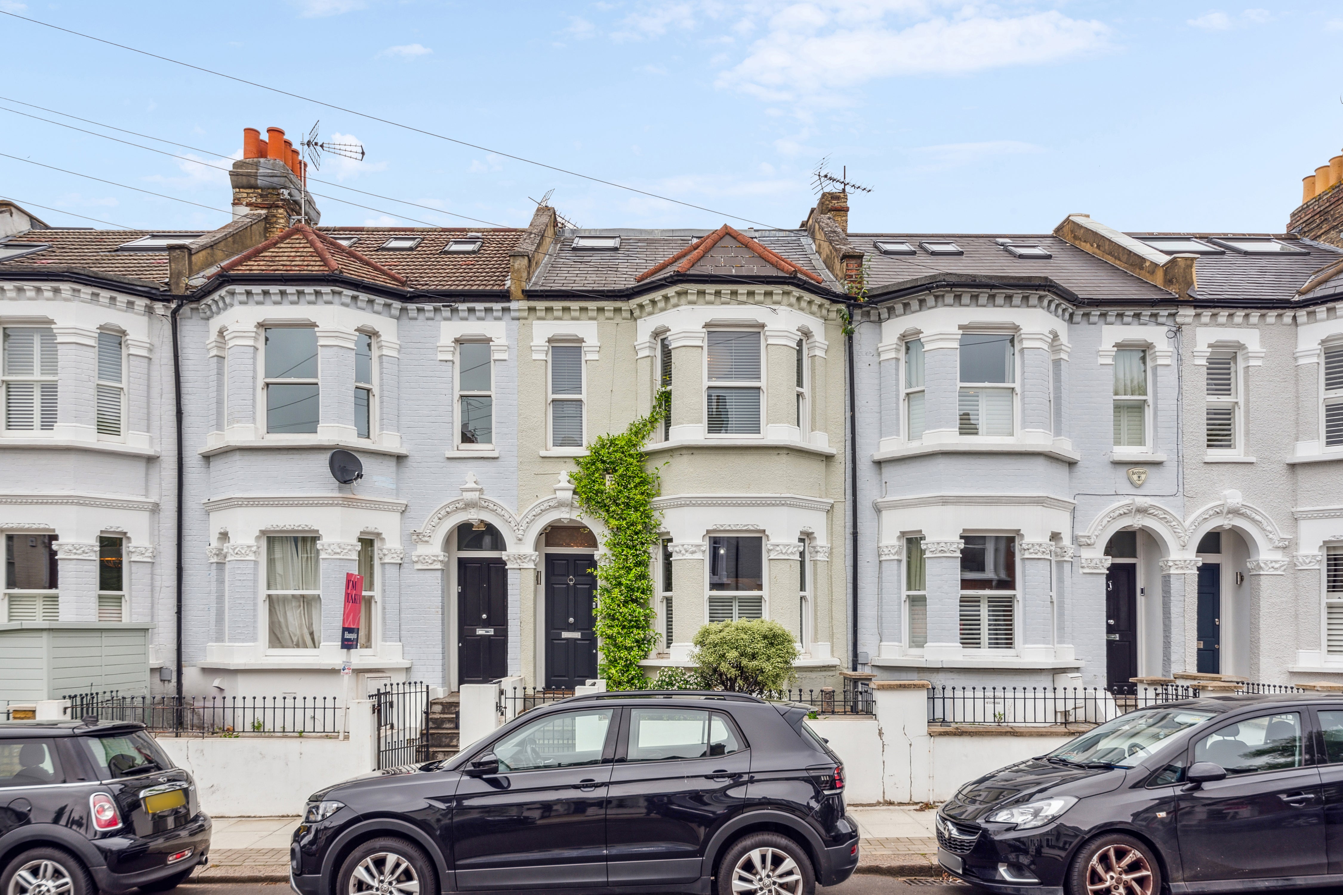 House Bucharest Road in Greater London