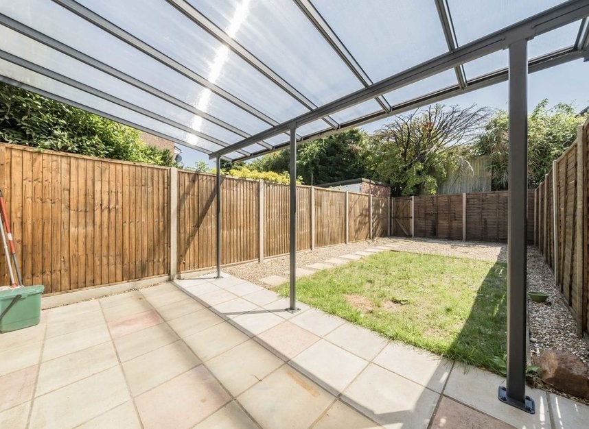 House Aspen Close in Greater London