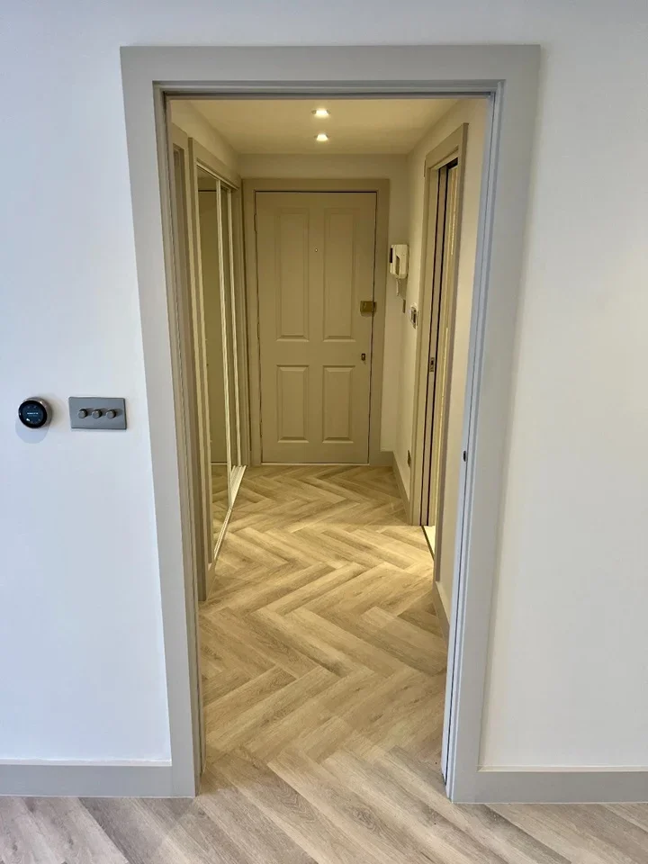 Flat Abberley Mews in Greater London