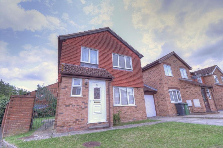 House St Matthews Close in Wychavon