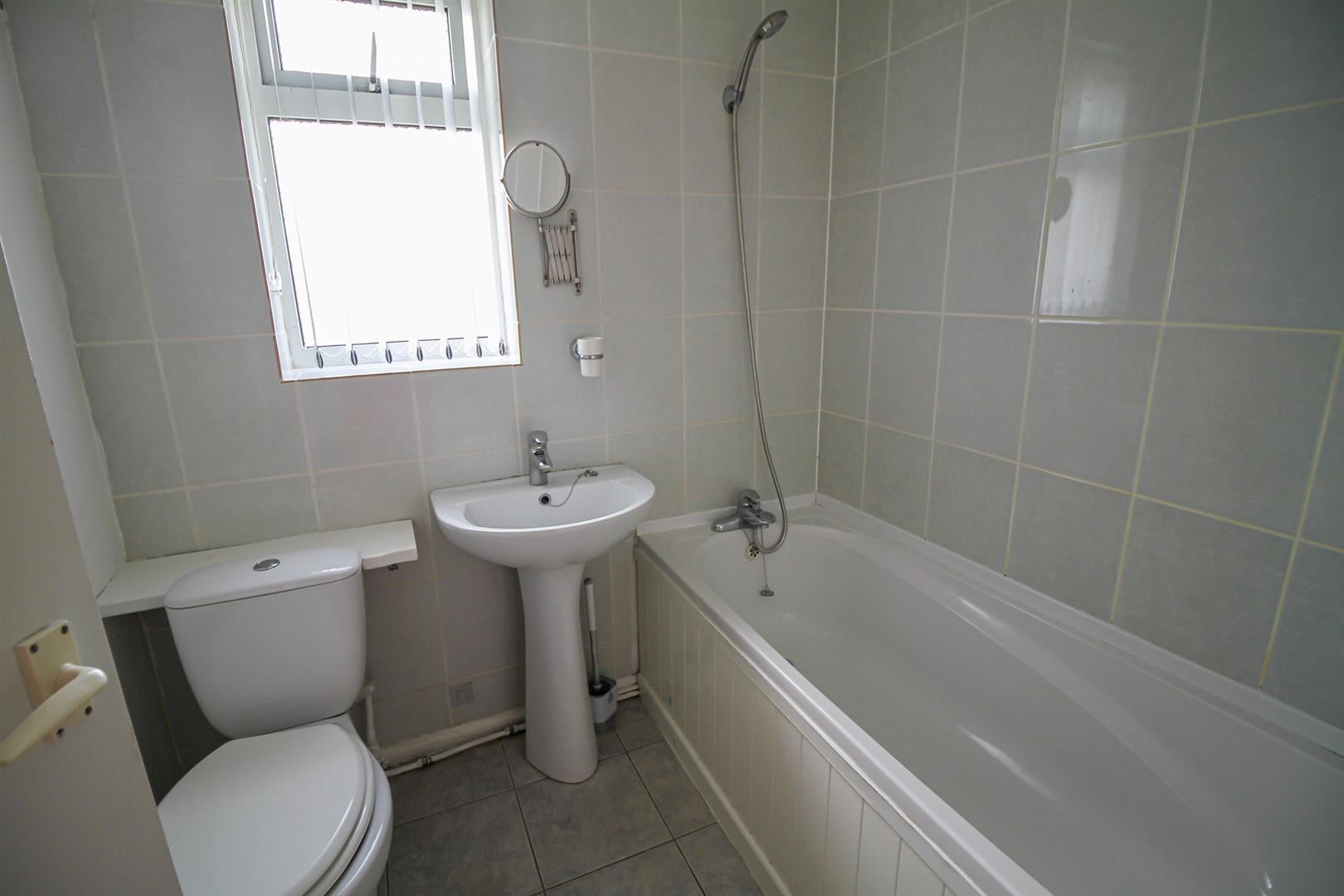Flat Westdale Lane East in Nottingham