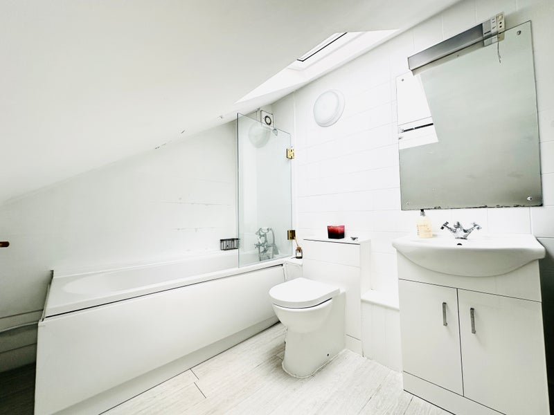 Flat Sutherland Avenue in City of Westminster