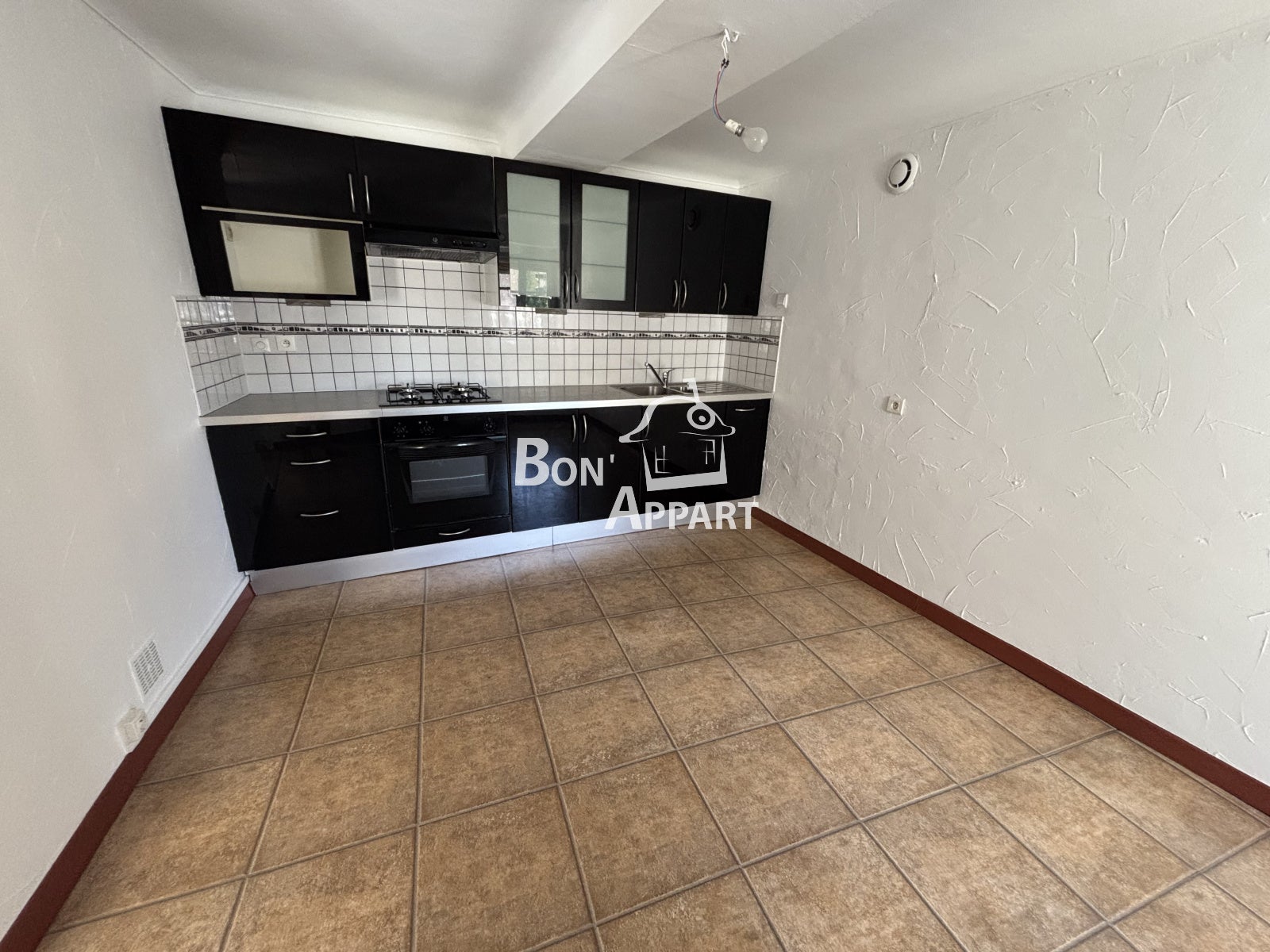 Appartement Impasse des Prés Noirs à Saint-Privat-la-Montagne
