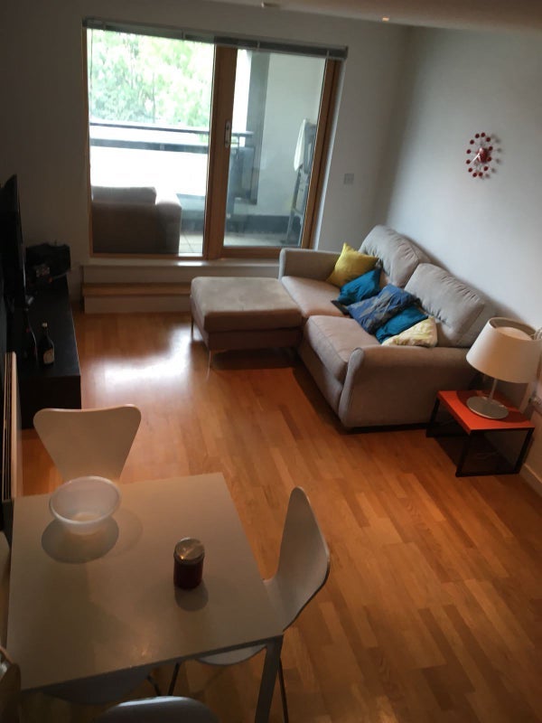 Room Marsh Lane in Leeds