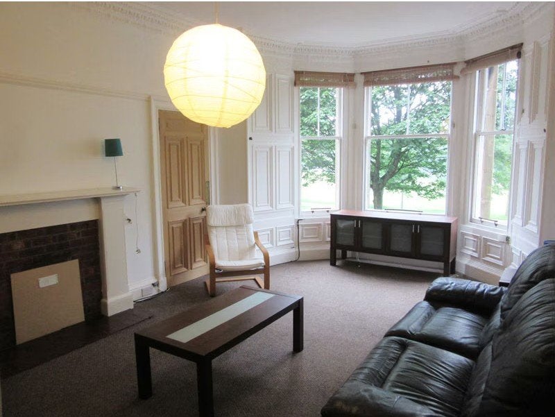 Flat Warrender Park Terrace in City of Edinburgh