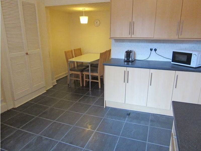 Flat Warrender Park Terrace in City of Edinburgh