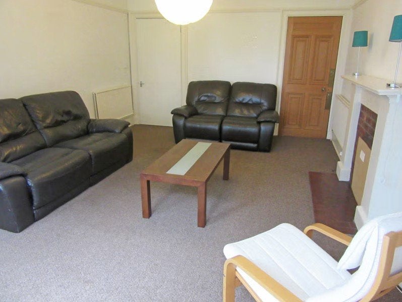 Flat Warrender Park Terrace in City of Edinburgh