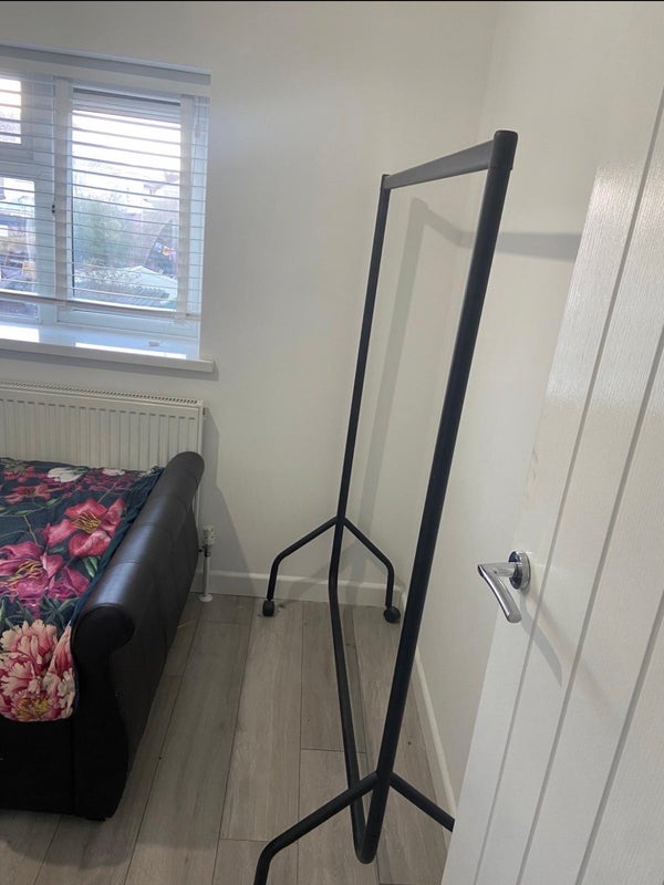 Room Granville Avenue in Slough