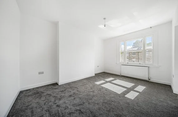 Flat Bennett Park in London
