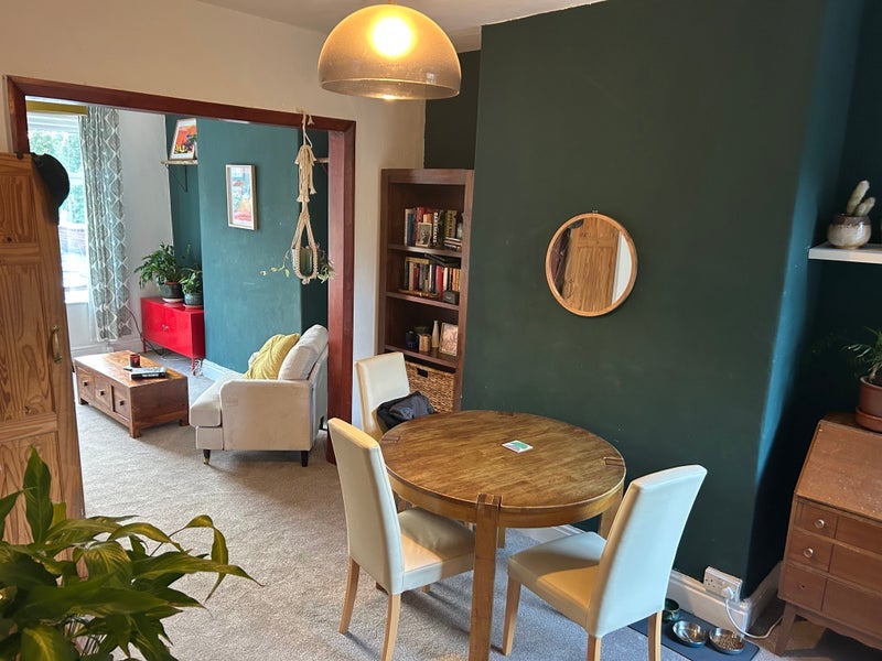 Room Elmsworth Avenue in Manchester
