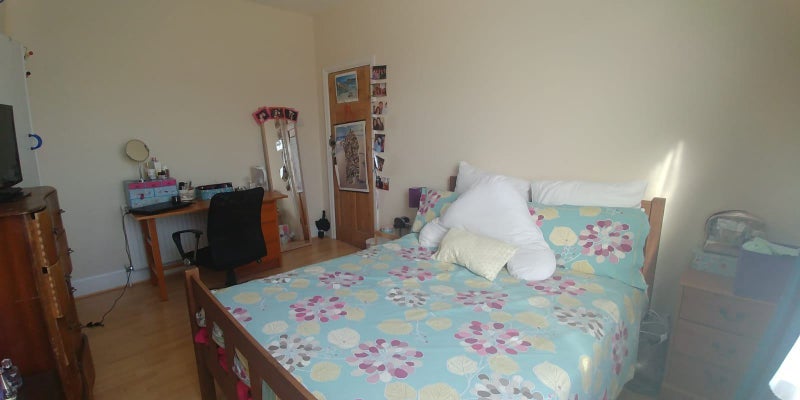 Room Southdown Road in Greater London