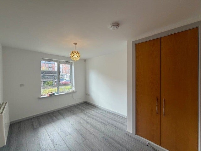 Flat Gloucester Square in Southampton