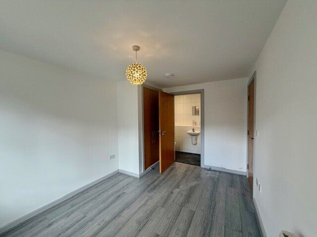 Flat Gloucester Square in Southampton