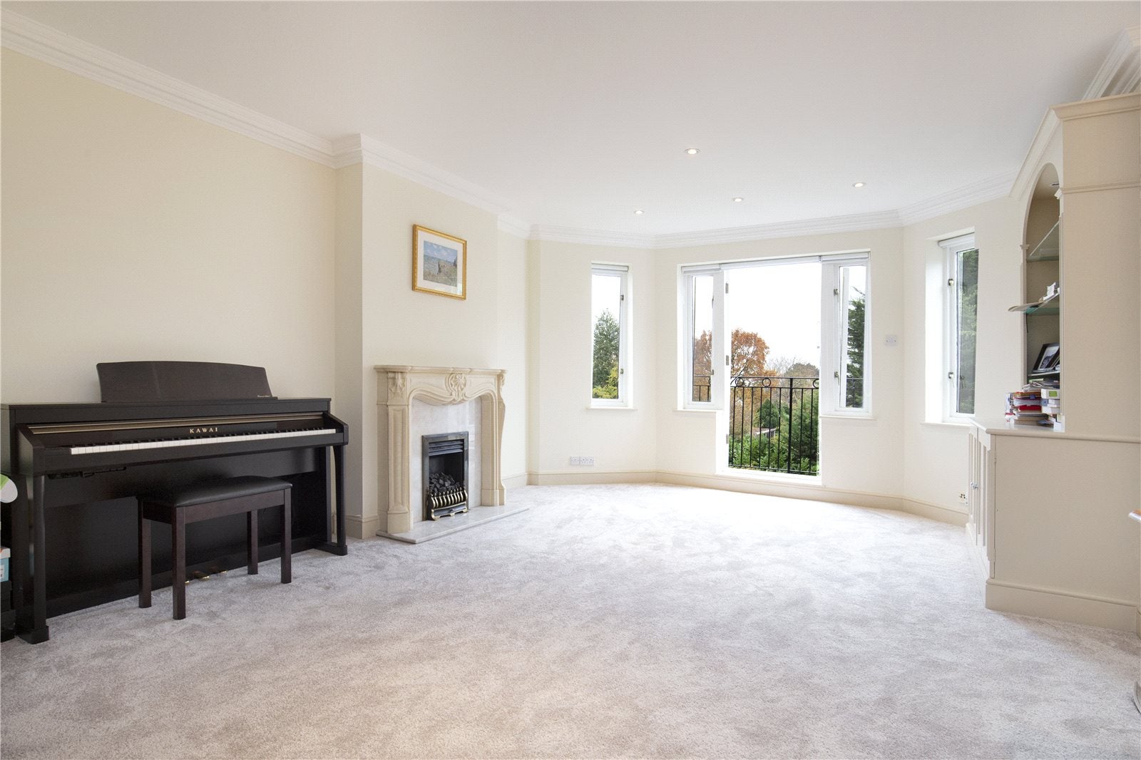 Flat Wimbledon Hill Road in Greater London