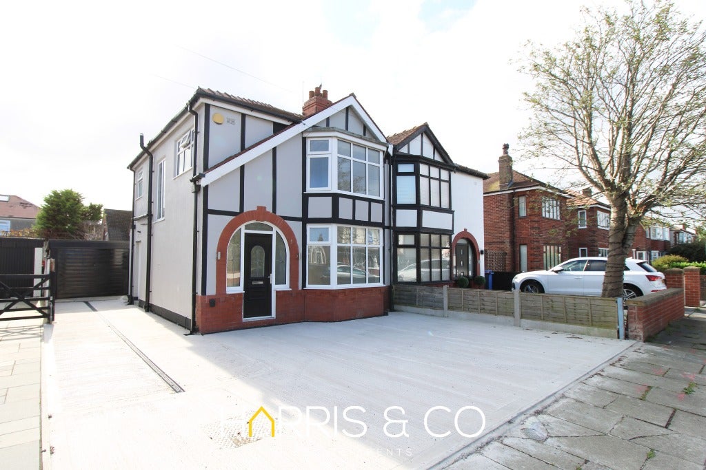 House Knowle Avenue in Borough of Wyre