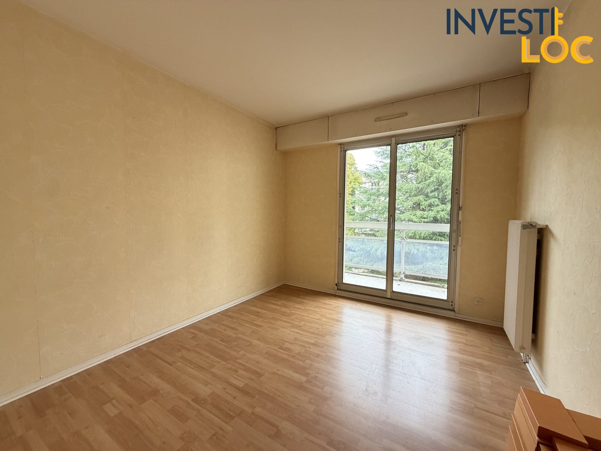 Flat Sentier Botanique in Le Creusot