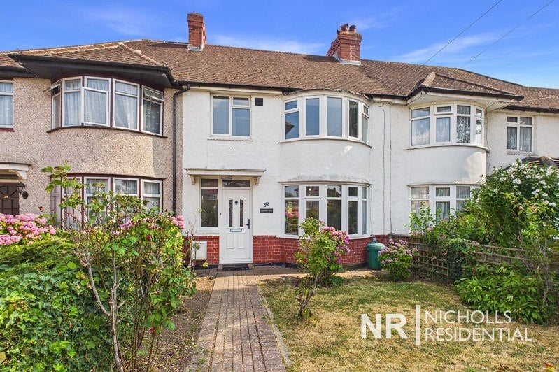House Staines Avenue in Greater London