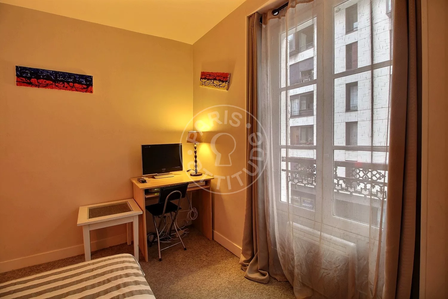 Appartement Rue de la Croix Nivert à Paris