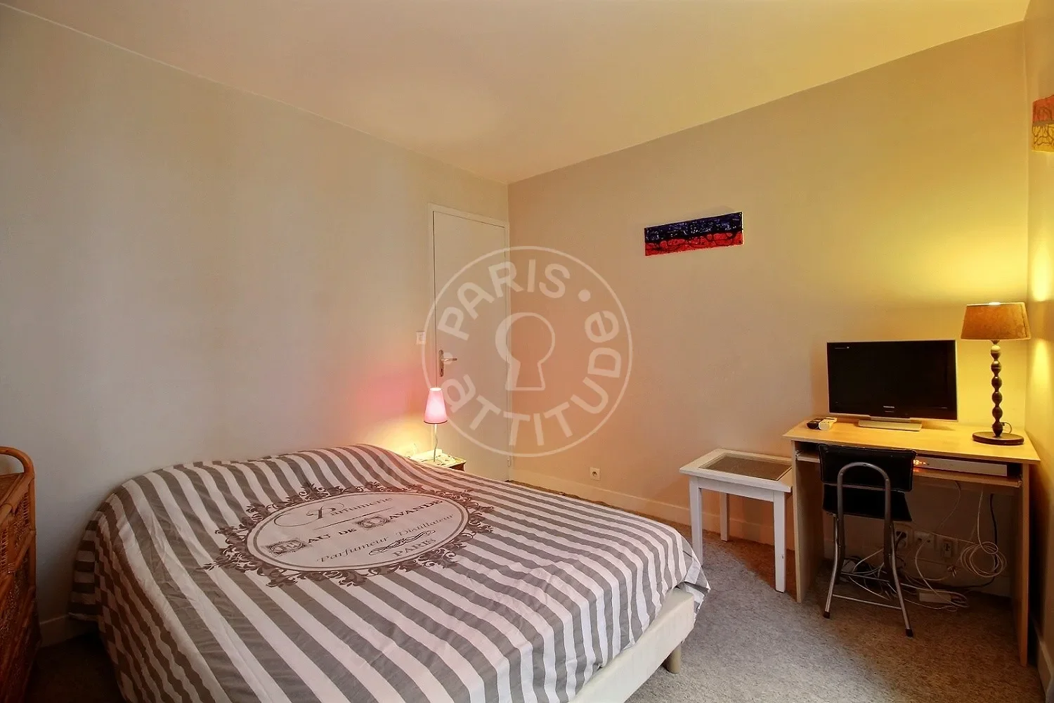 Appartement Rue de la Croix Nivert à Paris