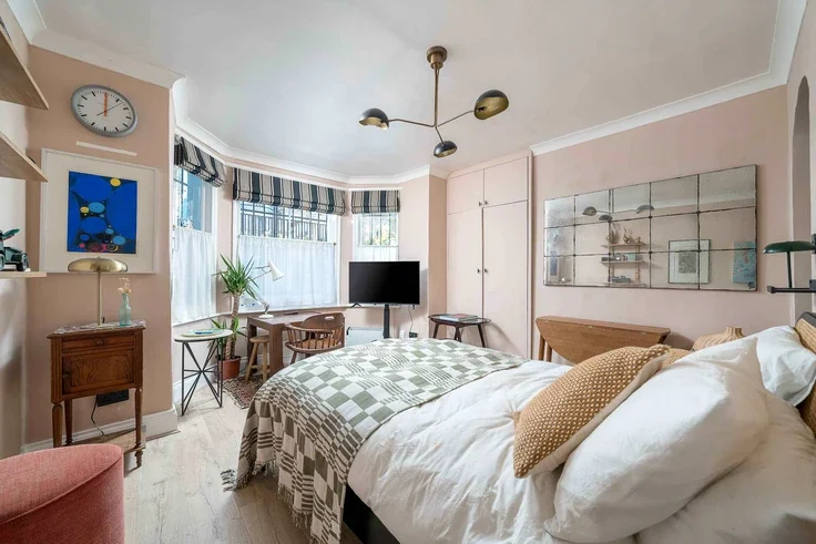 Flat Ladbroke Grove in Greater London