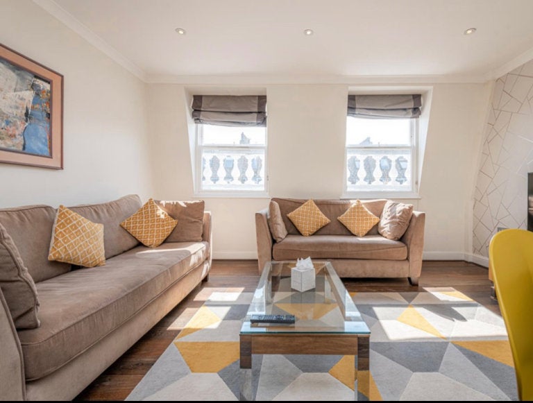 Flat Queen's Gate in Greater London