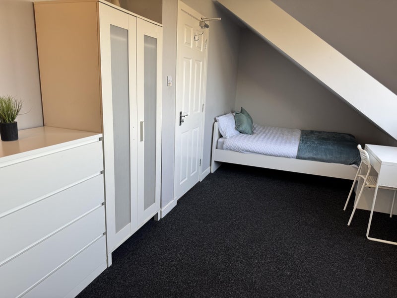 Room Crewe Terrace in City of Edinburgh