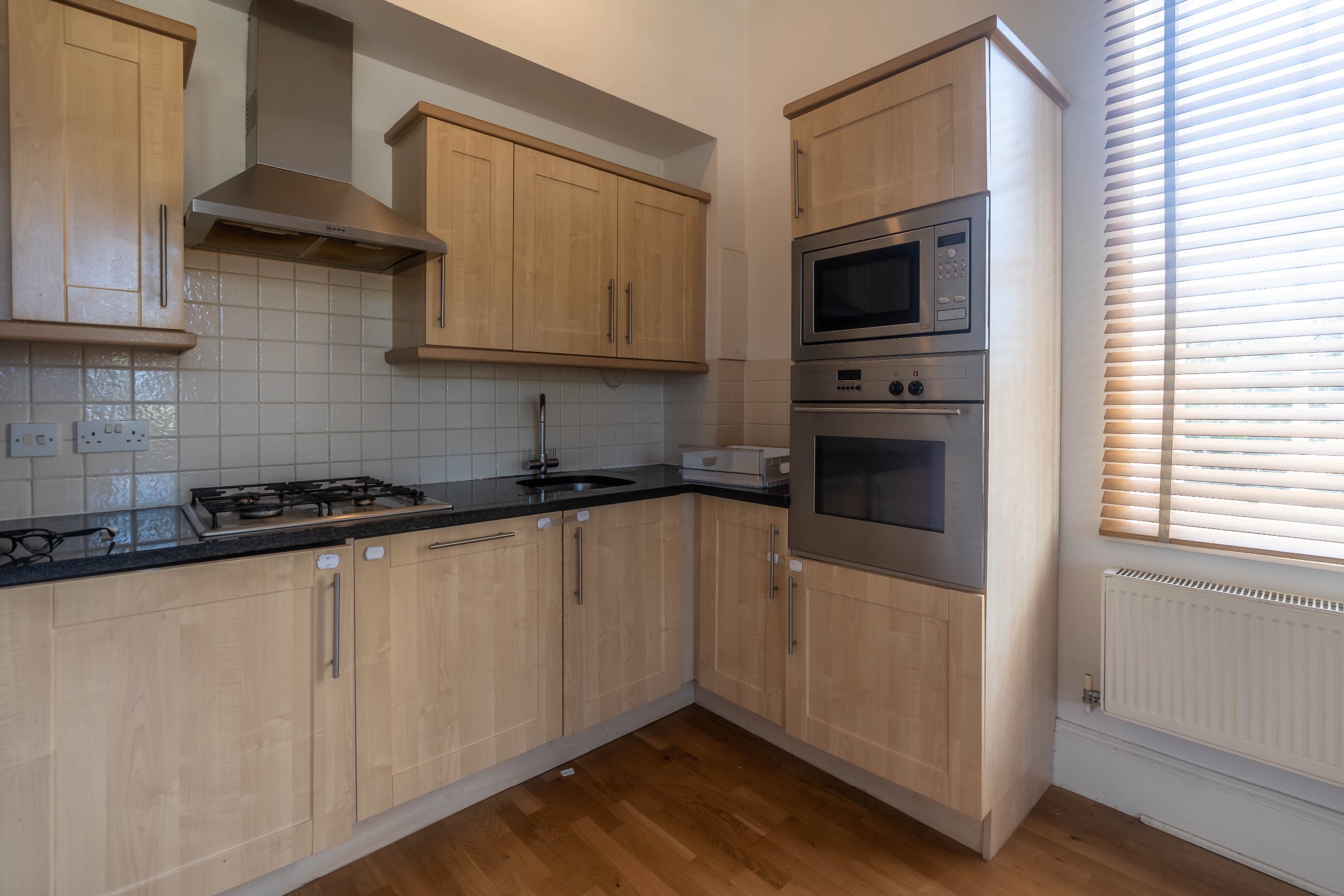 Flat Princess Park Manor in Greater London