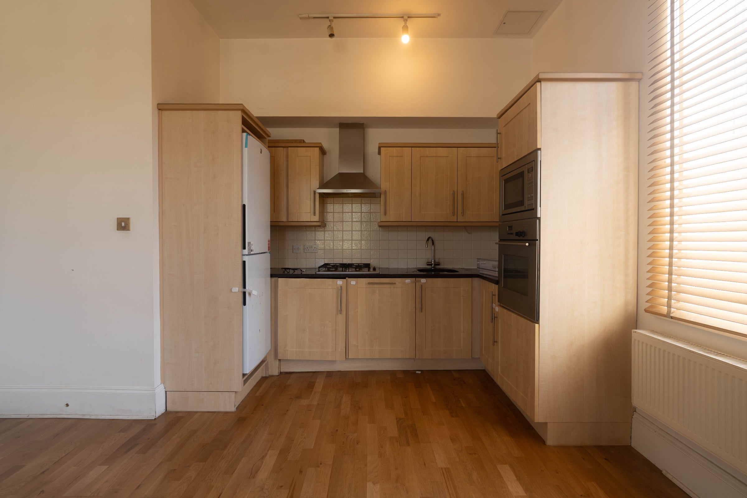 Flat Princess Park Manor in Greater London