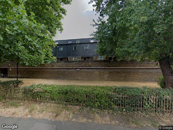 Flat Urlwin Walk in Greater London