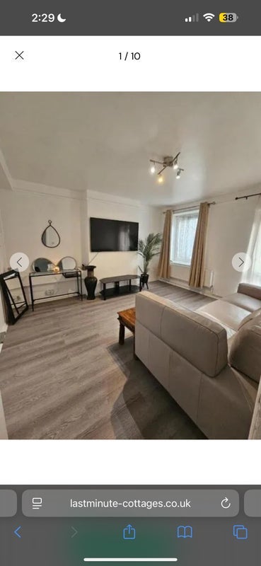 Room High Trees in Greater London