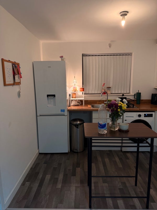 Room Childer Close in Coventry
