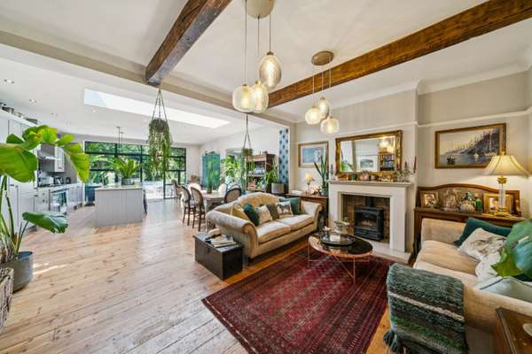 House Sheen Park in Greater London