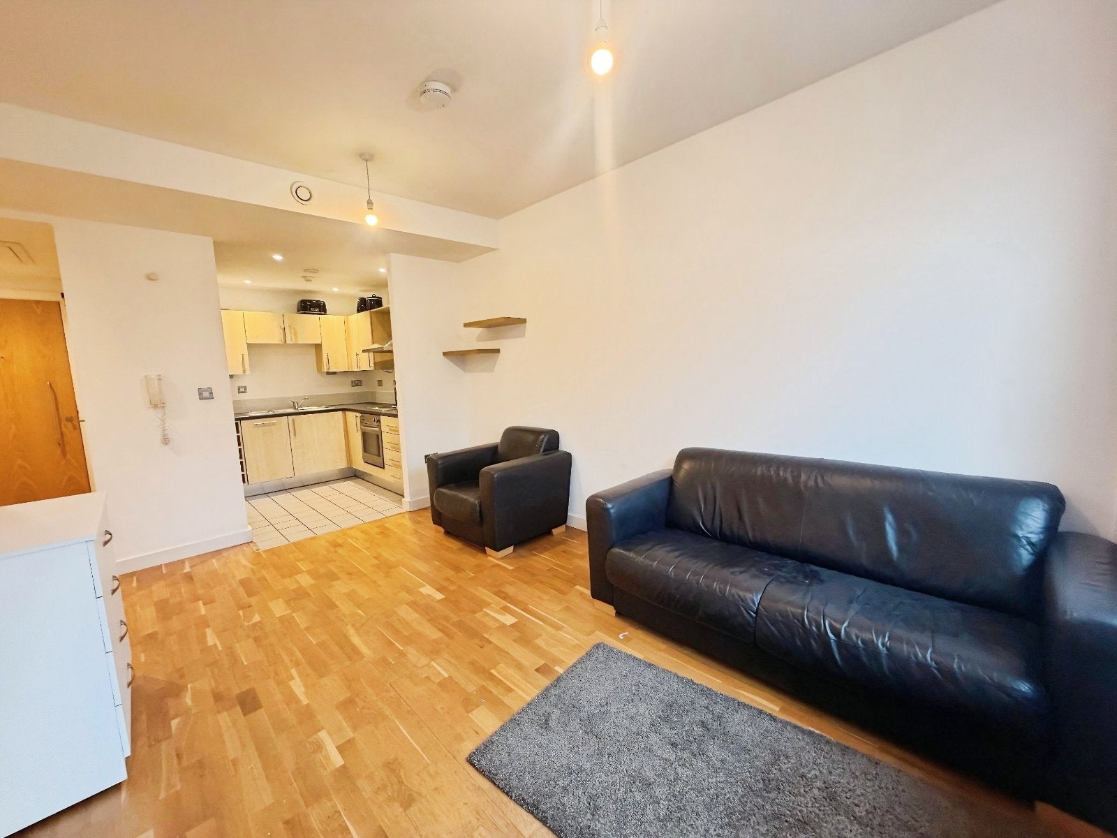 Flat Breslyn Street in Manchester