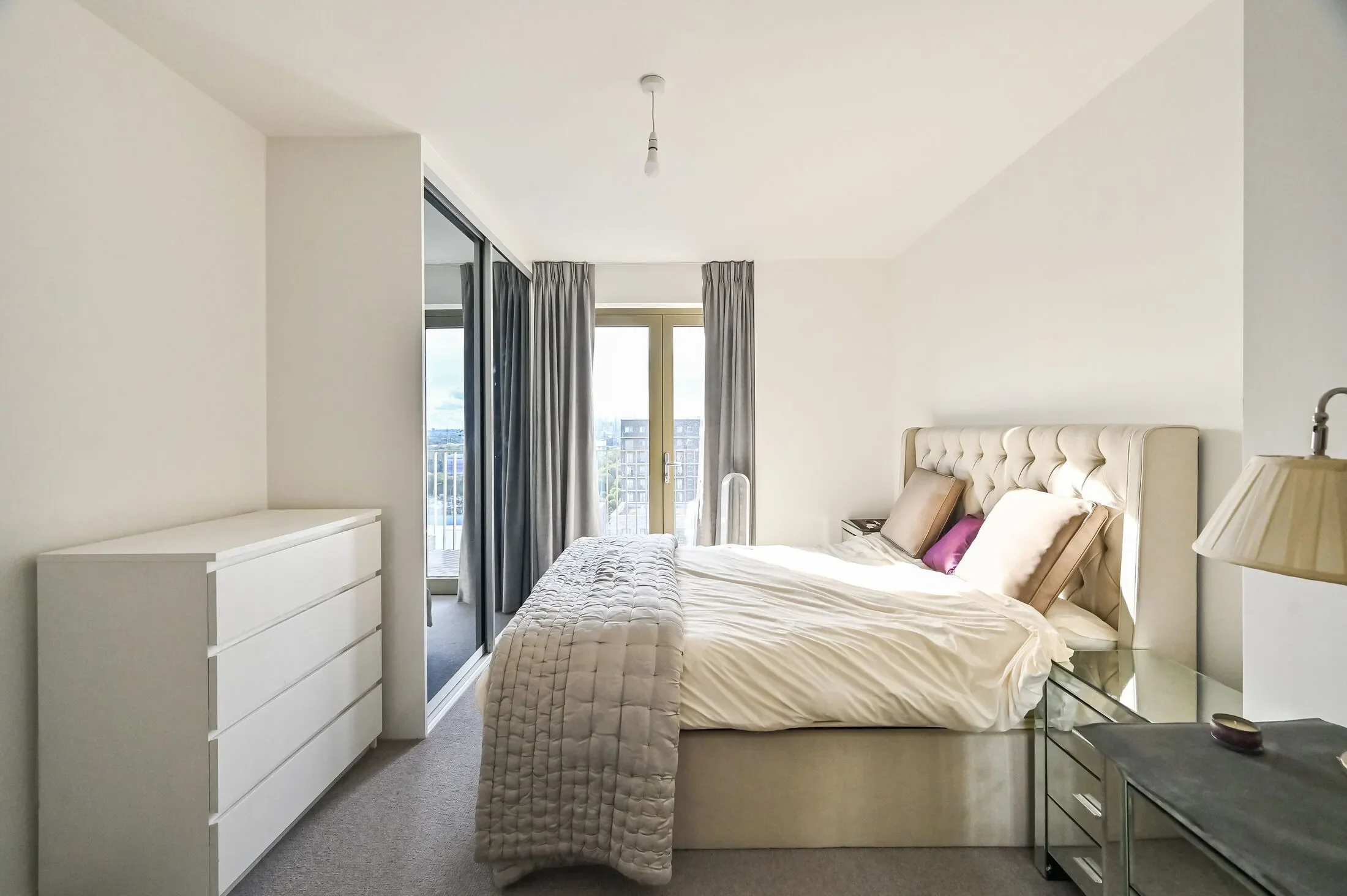 Flat Armada Way in Greater London