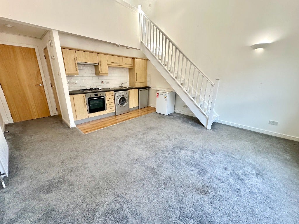 Flat Lorne Street in Glasgow