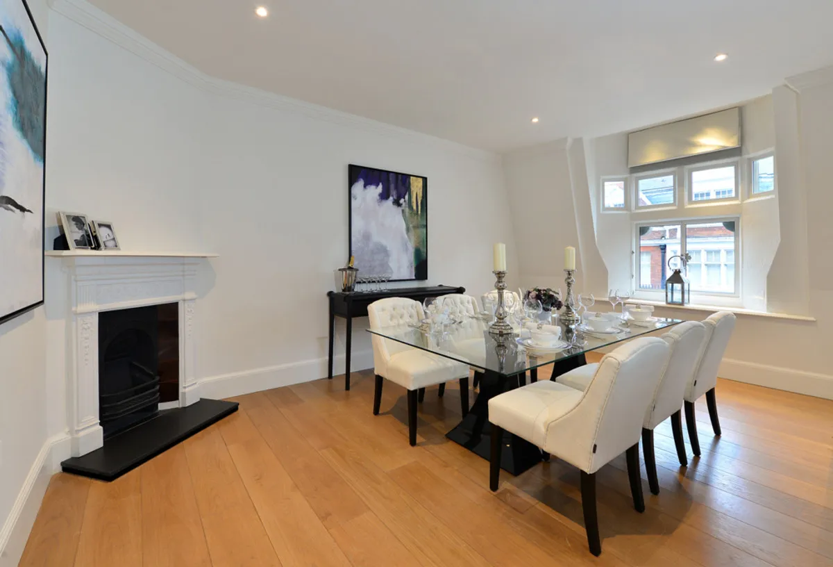 Flat Duke Street in City of Westminster