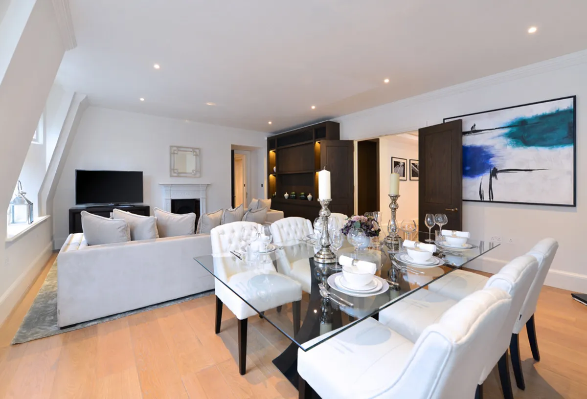 Flat Duke Street in City of Westminster