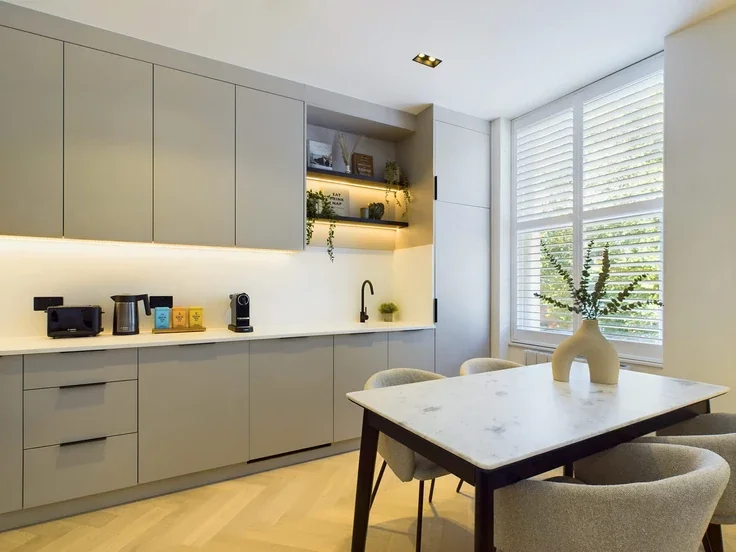 Flat Malvern Road in Greater London