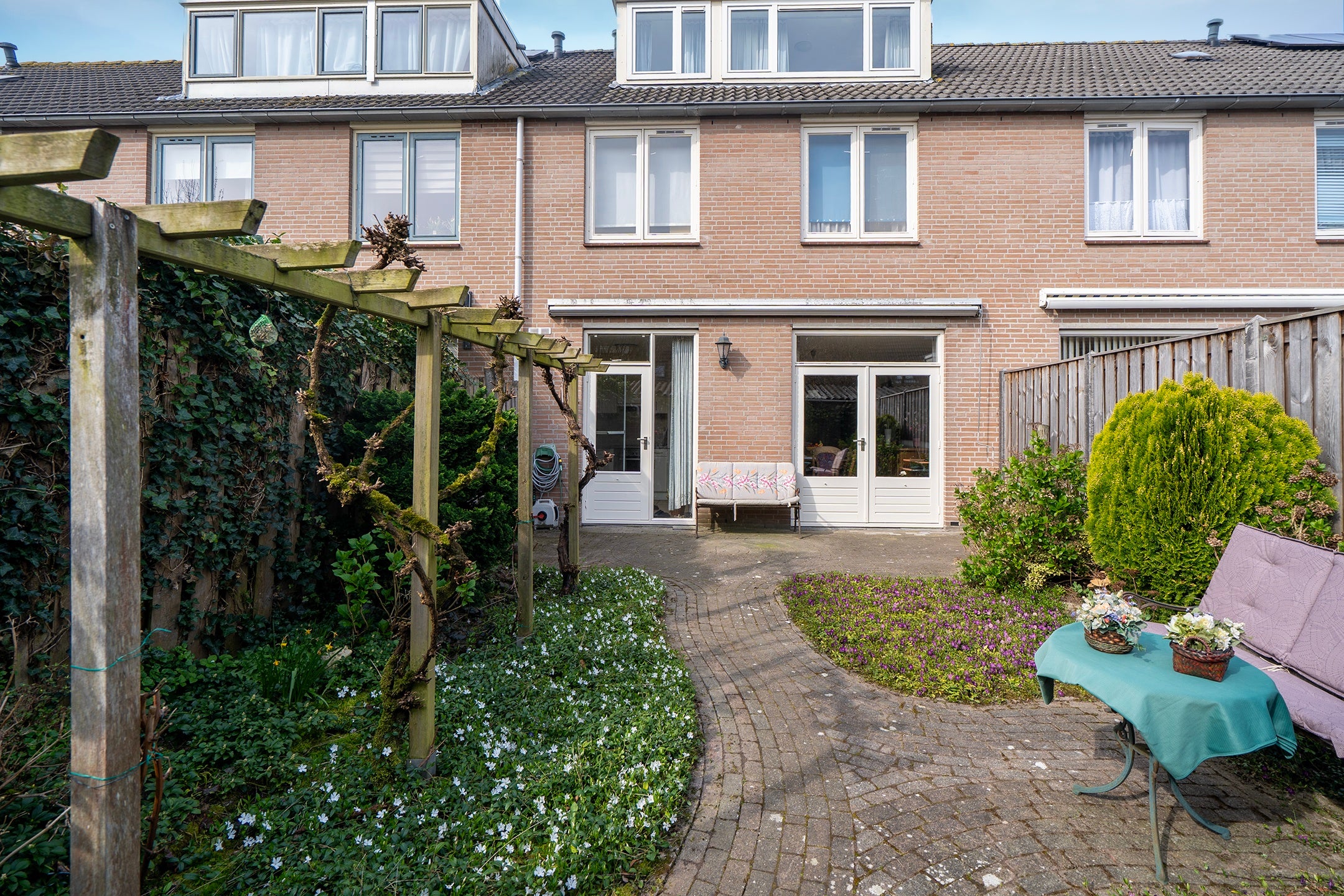 Tussenwoning te koop: Hontenissestraat 46, Tilburg