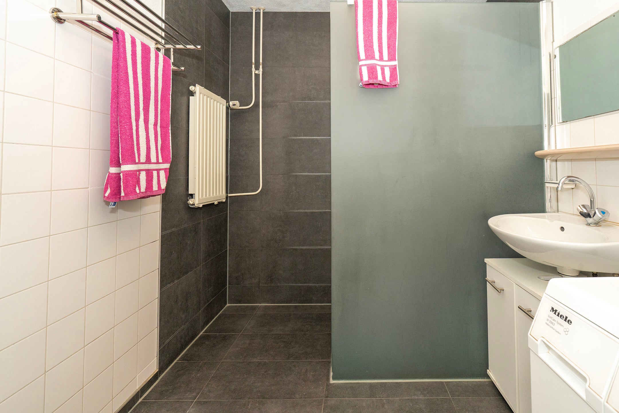 Tussenwoning te koop: Hontenissestraat 46, Tilburg