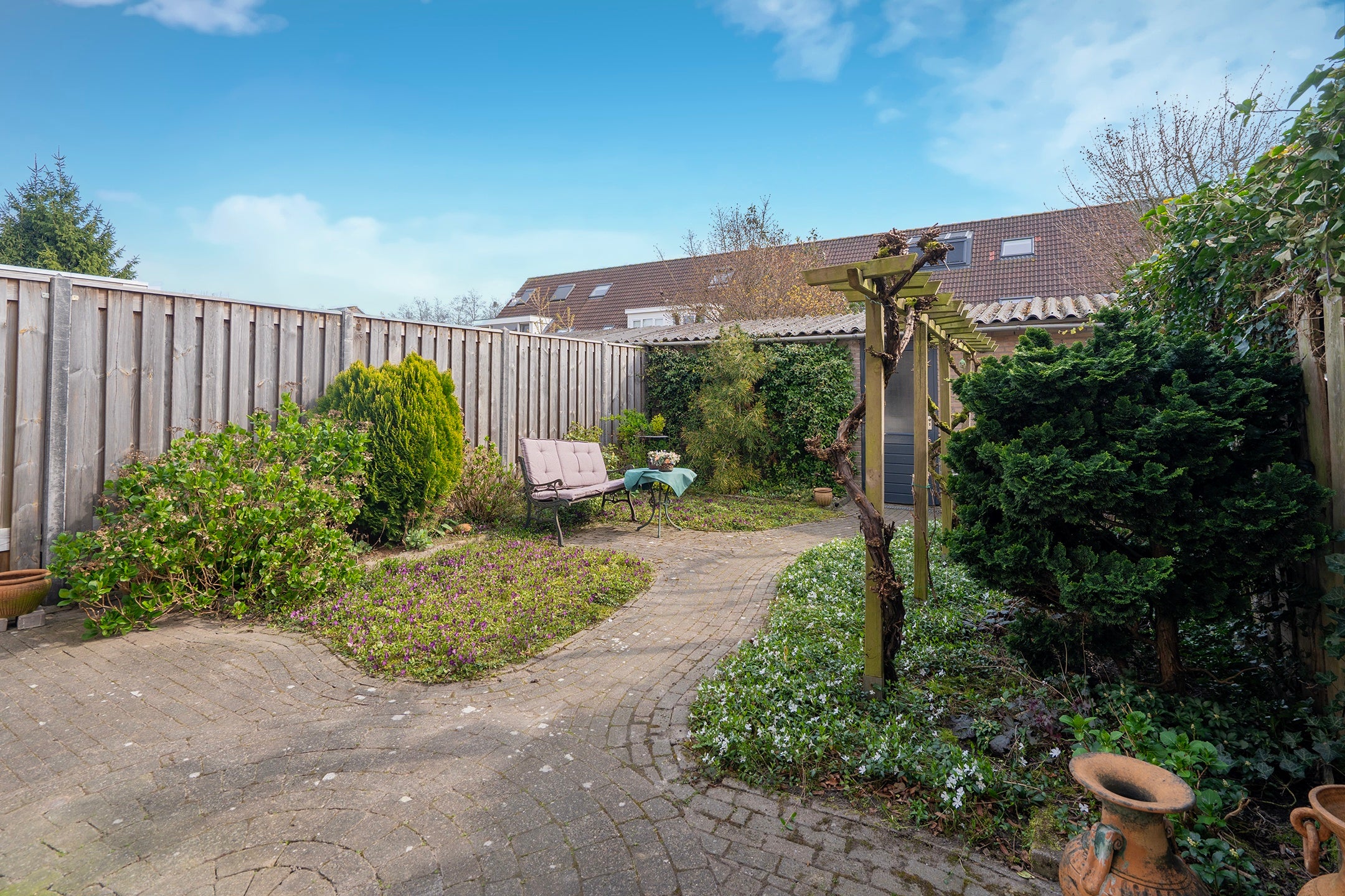 Tussenwoning te koop: Hontenissestraat 46, Tilburg