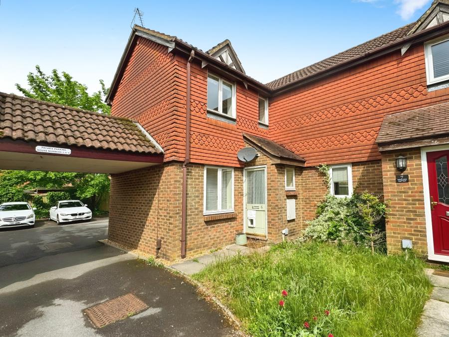House Marshall Gardens in Basingstoke and Deane