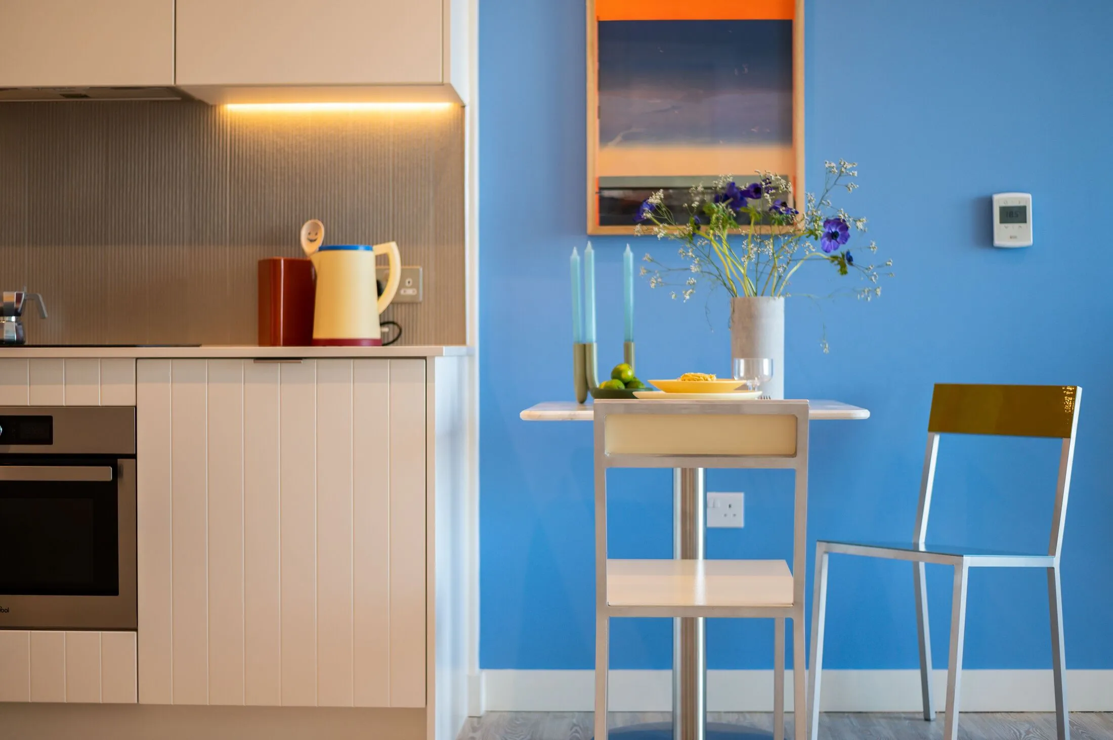 Flat Montfichet Road in Greater London