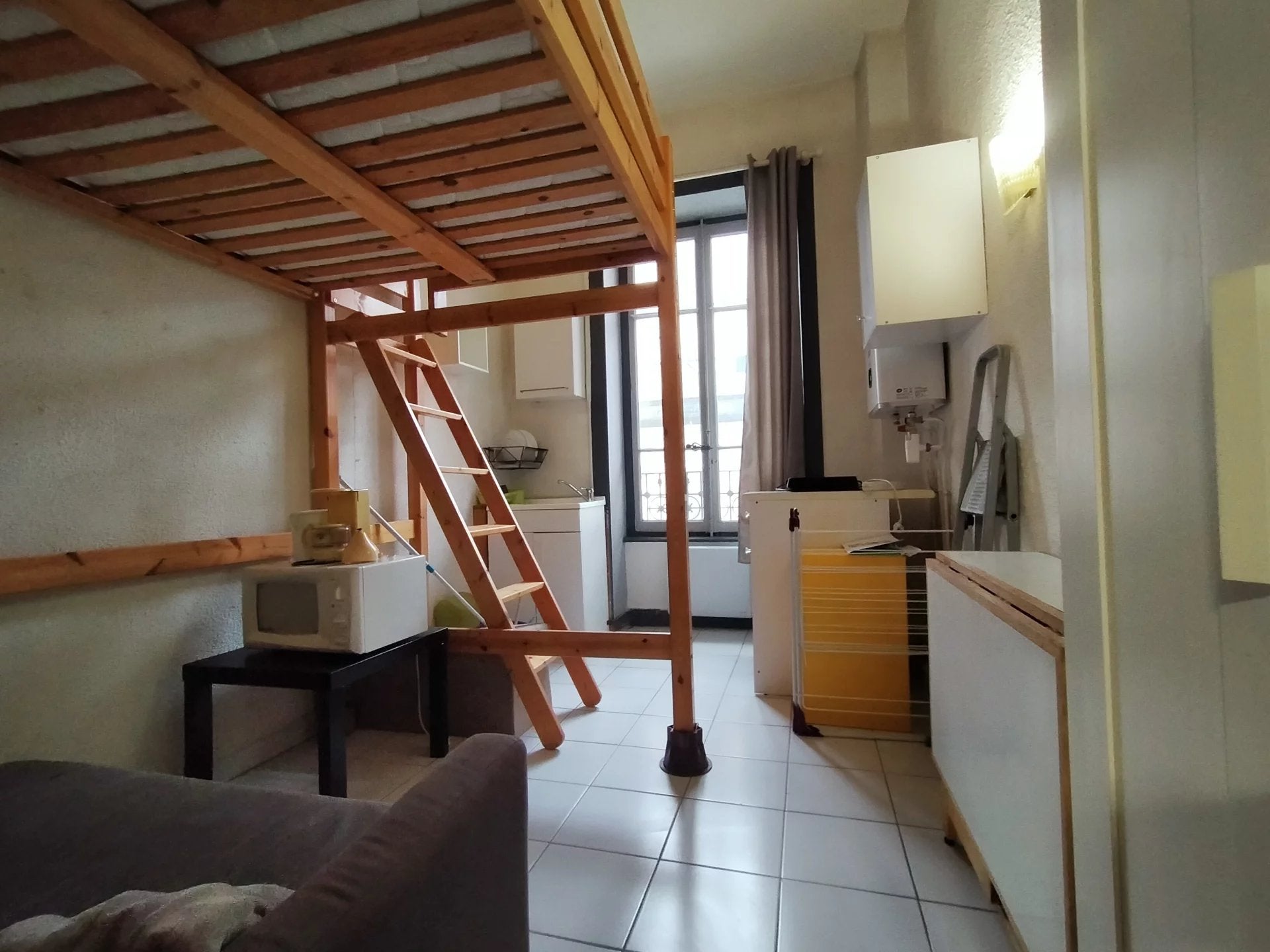 Flat Rue Ney in Lyon