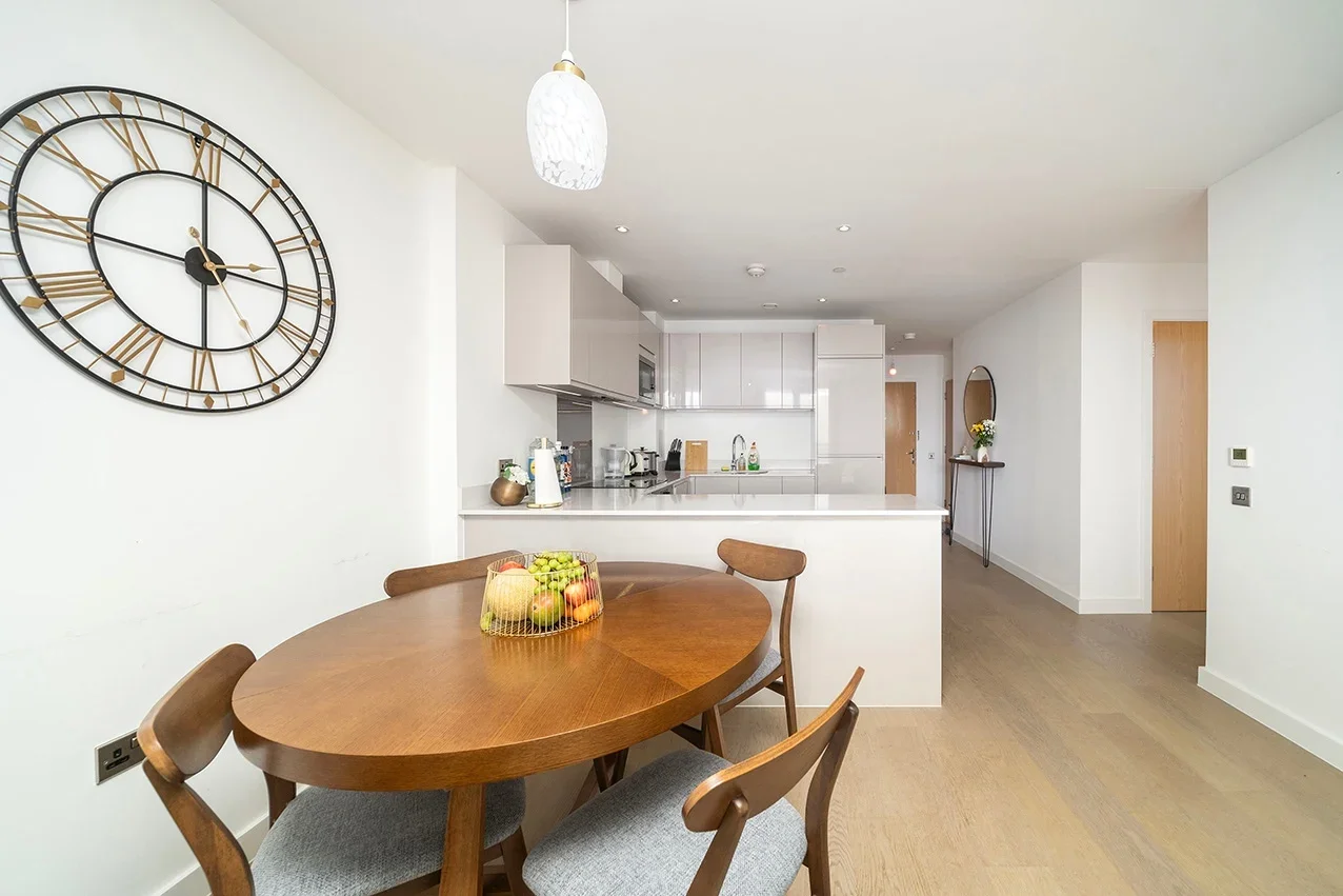 Room Cambridge Road in Greater London