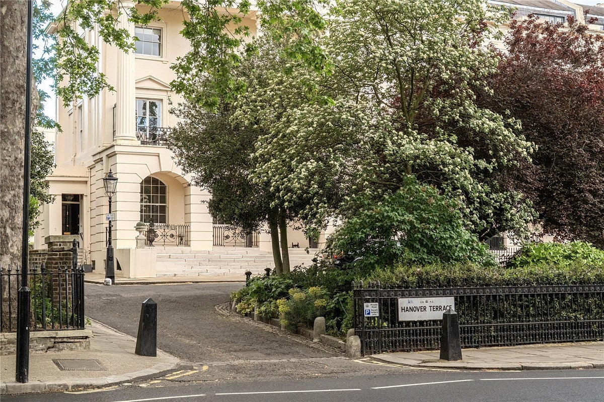 House Hanover Terrace in City of Westminster
